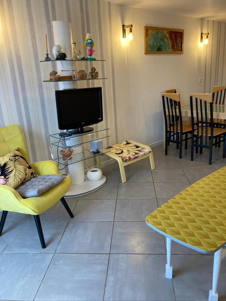 La Chatelaine Doupassage B&B 외부 사진